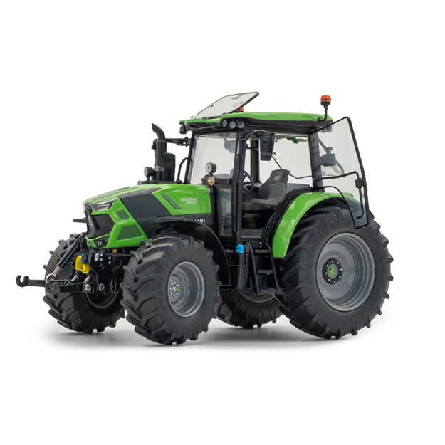 Foto van Schaalmodel DEUTZ-FAHR 6135C Rvshift
