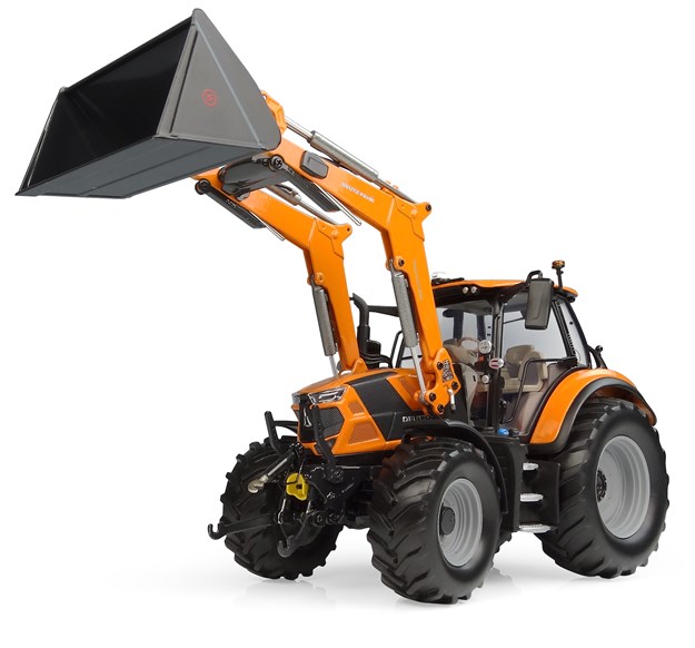 Foto van Schaalmodel DEUTZ-FAHR 6150.4 TTV MUNICIPAL met lader - Beperkte oplage